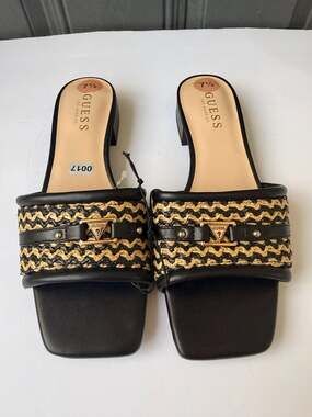 GUESS Women's Black and Tan Woven Slide Sandals with Gold Logo Detail